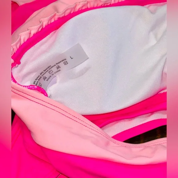 Summer Swimsuits BUNDLE of 4 (Size L, XL)… - Picture 15 of 15